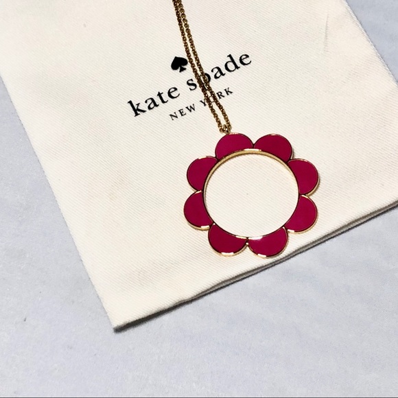 kate spade Jewelry - Kate Spade flower necklace